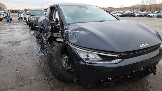 2024 Kia Ev6 Wind - zdjęcie 14