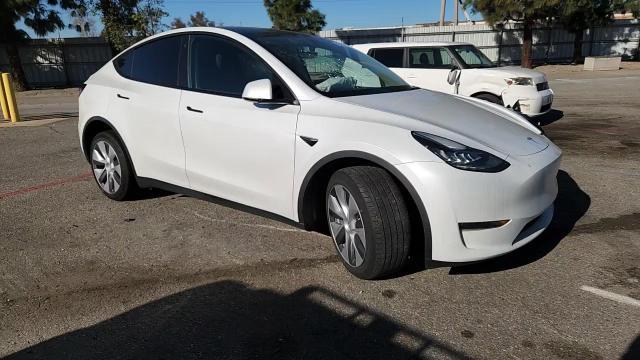 2023 Tesla Model Y - zdjęcie 14