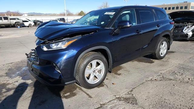 2020 Toyota Highlander Le - zdjęcie 15