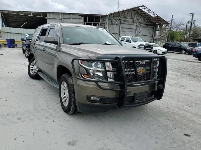 2016 Chevrolet Tahoe C1500 Lt - zdjęcie 14