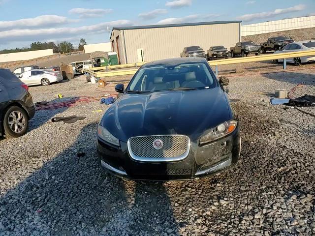 2014 Jaguar Xf - zdjęcie 13