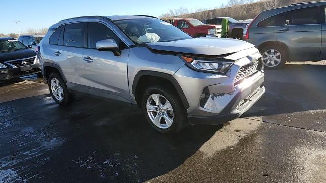 2020 Toyota Rav4 Xle - zdjęcie 14