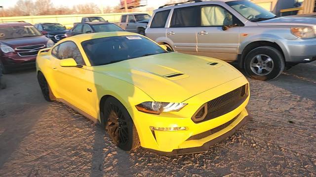 2021 Ford Mustang Gt - zdjęcie 13