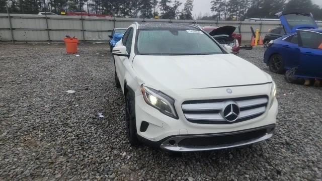 2017 Mercedes-Benz Gla 250 - zdjęcie 13