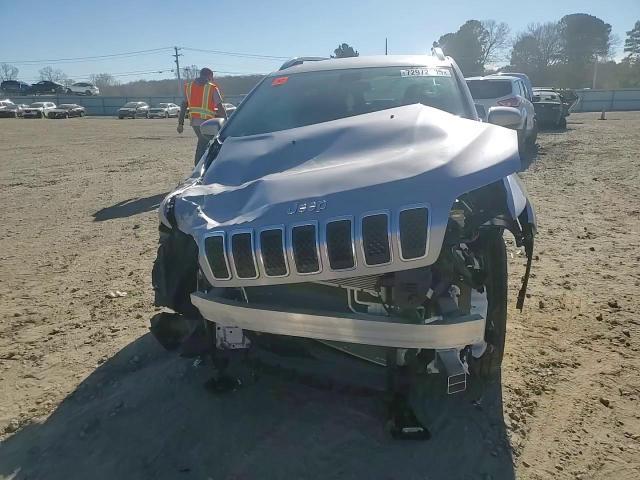 2019 Jeep Cherokee Latitude - zdjęcie 14