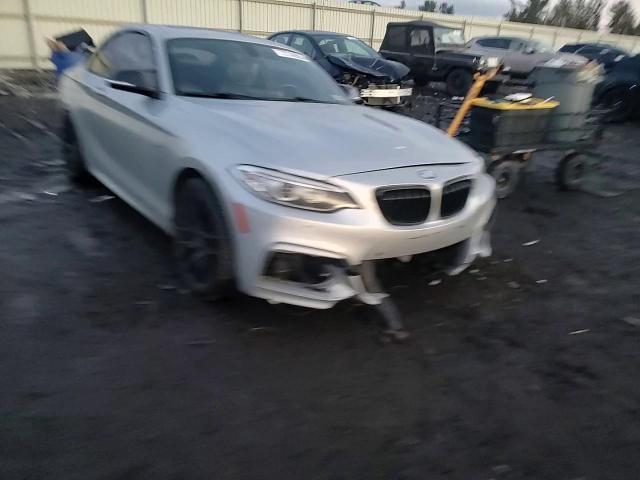 2015 BMW M235Xi - zdjęcie 13