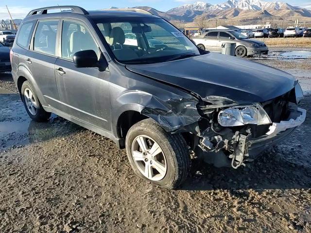 2013 Subaru Forester 2.5X - zdjęcie 13