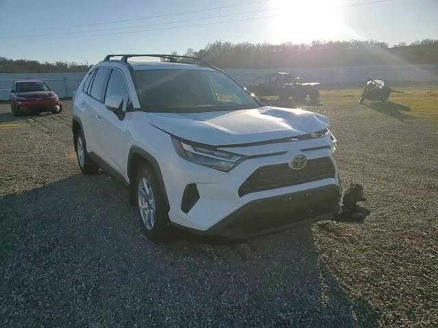 2025 Toyota Rav4 Xle - zdjęcie 13