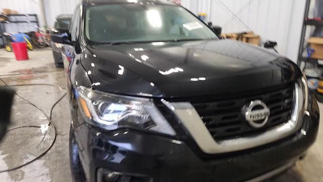 2020 Nissan Pathfinder Sv - zdjęcie 14