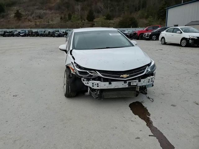 2017 Chevrolet Cruze Premier - zdjęcie 13