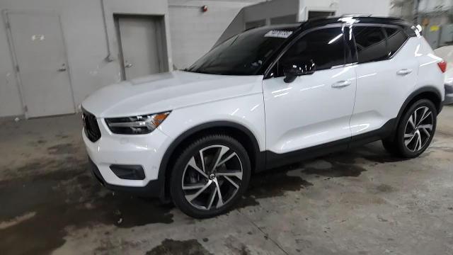 2022 Volvo Xc40 T5 R-Design - zdjęcie 14