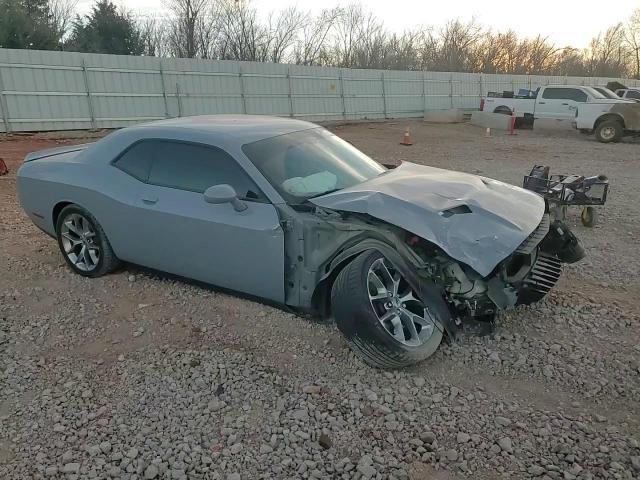 2020 Dodge Challenger Sxt - zdjęcie 13