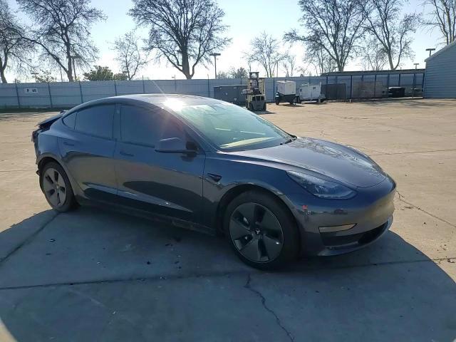 2023 Tesla Model 3 - zdjęcie 13