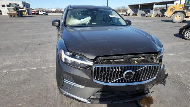 2022 Volvo Xc60 B5 Inscription - zdjęcie 14