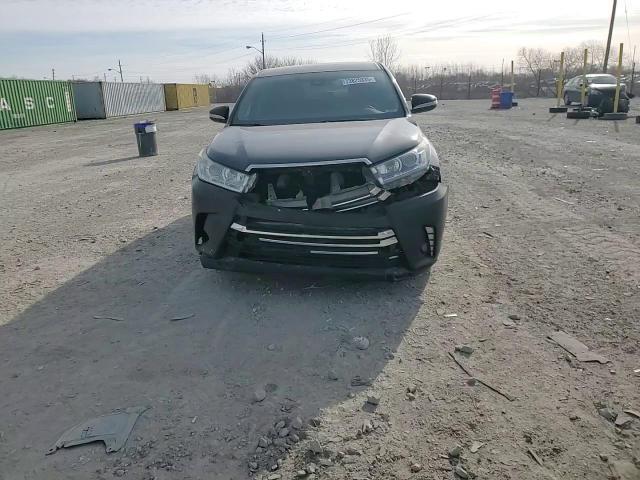 2017 Toyota Highlander Le - zdjęcie 14