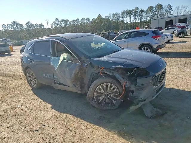 2020 Ford Escape Titanium - zdjęcie 14