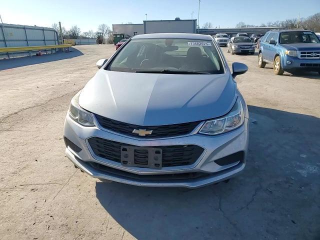 2017 Chevrolet Cruze Ls - zdjęcie 13