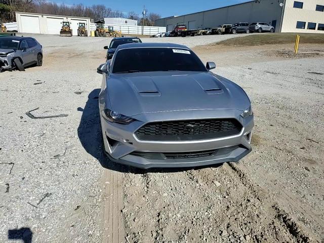 2020 Ford Mustang - zdjęcie 13