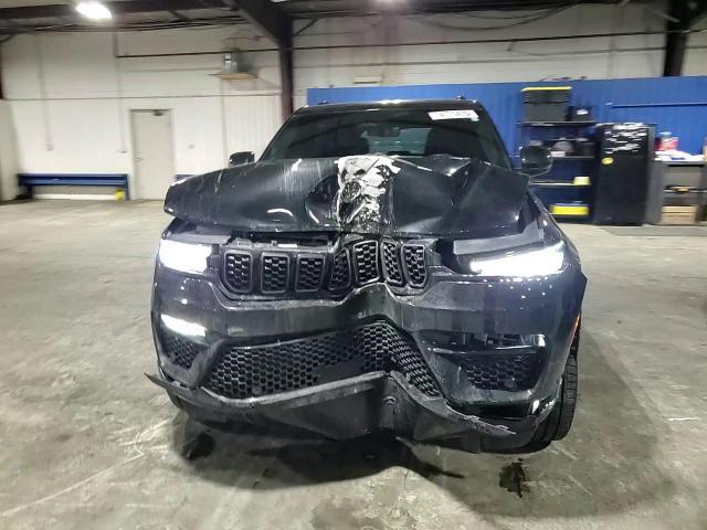 2025 Jeep Grand Cherokee Summit - zdjęcie 13