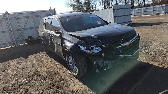 2021 Chevrolet Traverse Ls - zdjęcie 14