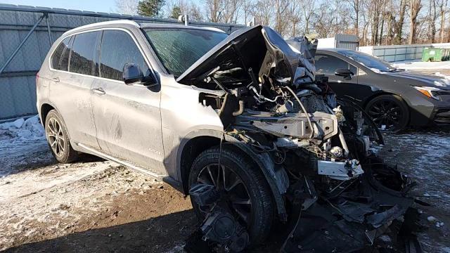 2016 BMW X5 xDrive35I - zdjęcie 14