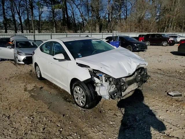 2020 Hyundai Elantra Se - zdjęcie 14