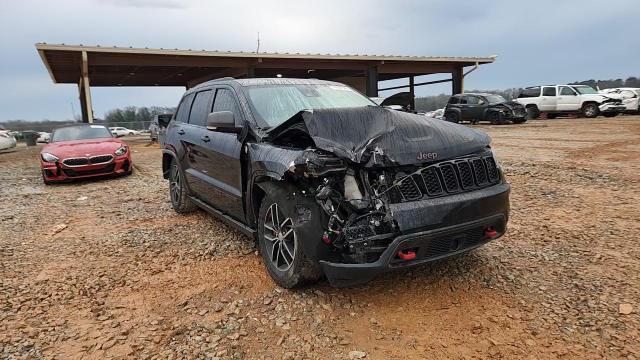 2017 Jeep Grand Cherokee Trailhawk - zdjęcie 15