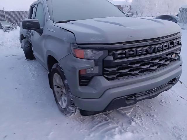 2025 Chevrolet Silverado K1500 Custom - zdjęcie 13