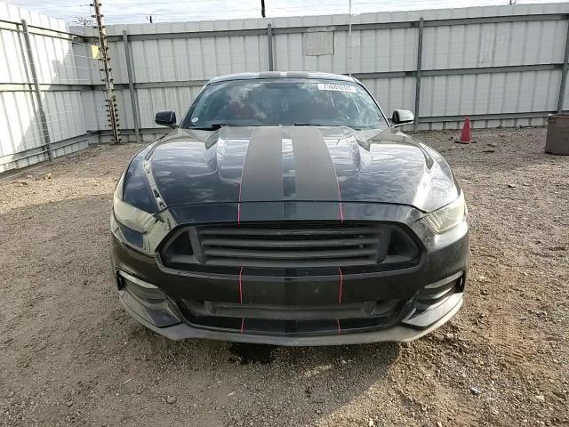 2016 Ford Mustang - zdjęcie 13