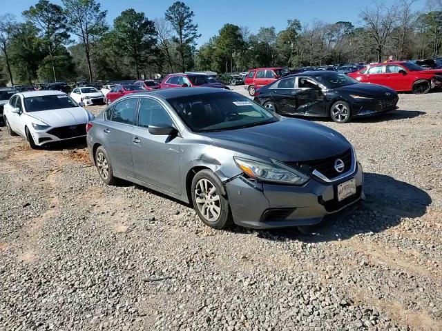 2018 Nissan Altima 2.5 - zdjęcie 10