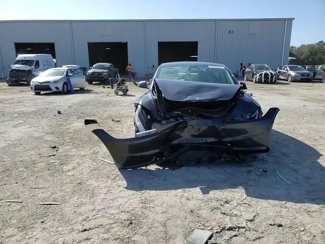 2024 Tesla Model 3 - zdjęcie 13
