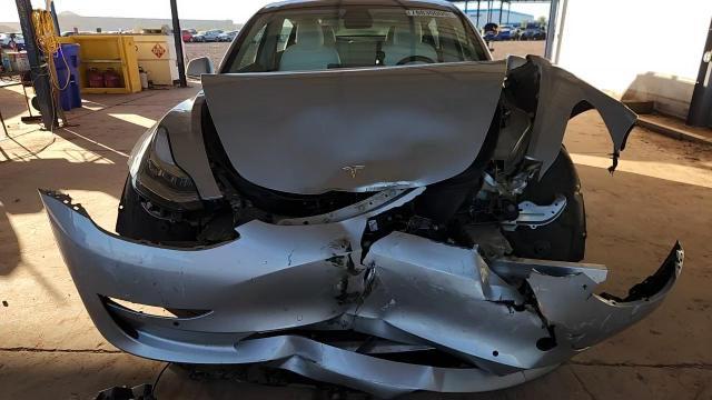 2018 Tesla Model 3 - zdjęcie 13