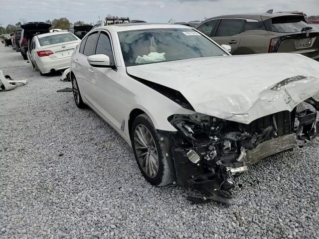 2021 BMW 530 I - zdjęcie 13