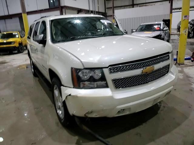 2014 Chevrolet Suburban K1500 Ltz - zdjęcie 14