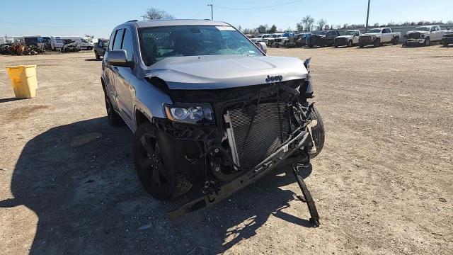 2015 Jeep Grand Cherokee Laredo - zdjęcie 15