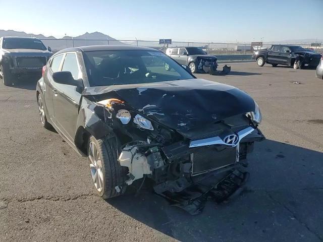 2016 Hyundai Veloster - zdjęcie 13