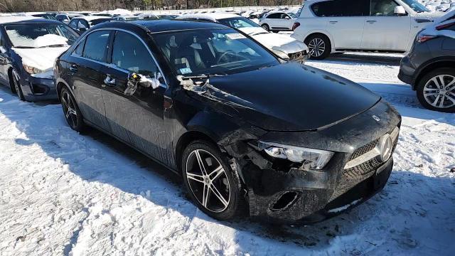 2019 Mercedes-Benz A 220 4Matic - zdjęcie 13