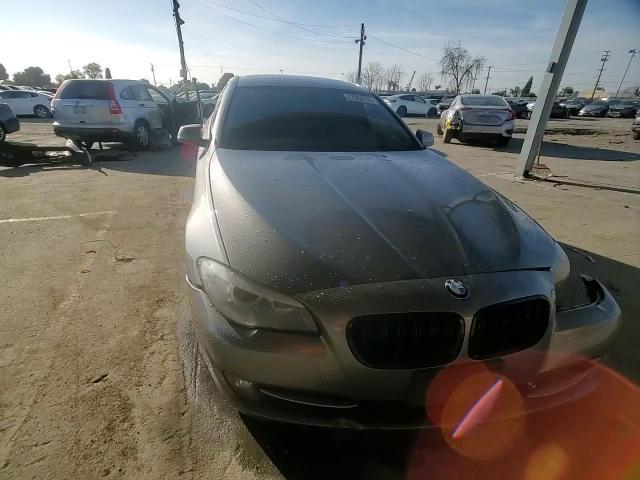 2013 BMW 528 I - zdjęcie 13