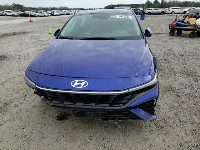 2025 Hyundai Elantra Sel - zdjęcie 13