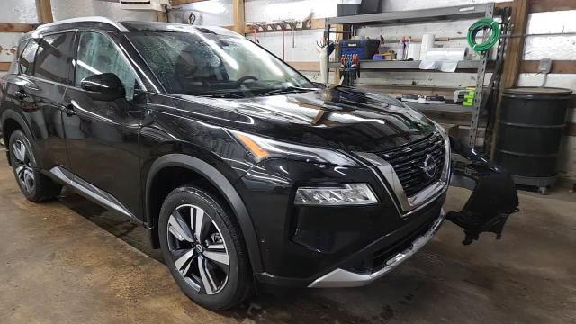 2023 Nissan Rogue Platinum - zdjęcie 14