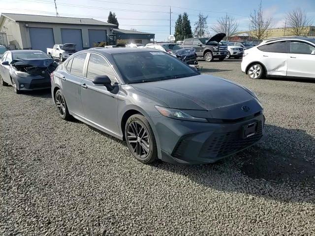 2025 Toyota Camry Se - zdjęcie 13