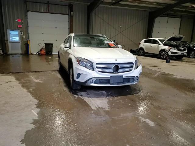 2017 Mercedes-Benz Gla 250 4Matic - zdjęcie 14
