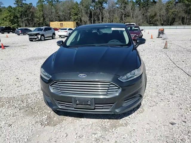 2015 Ford Fusion S - zdjęcie 13