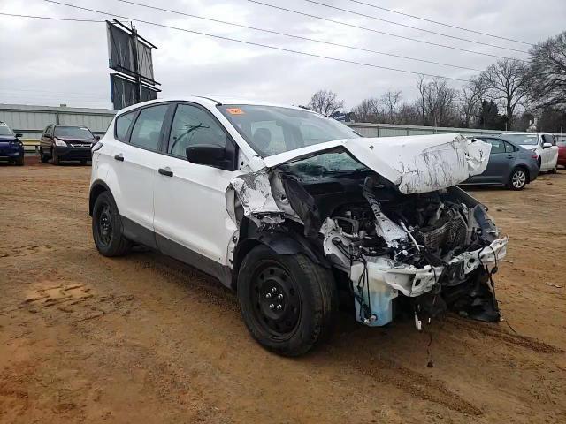 2018 Ford Escape S - zdjęcie 14