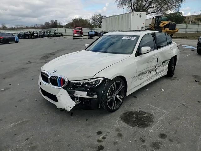 2019 BMW Motorrad 330I - zdjęcie 13