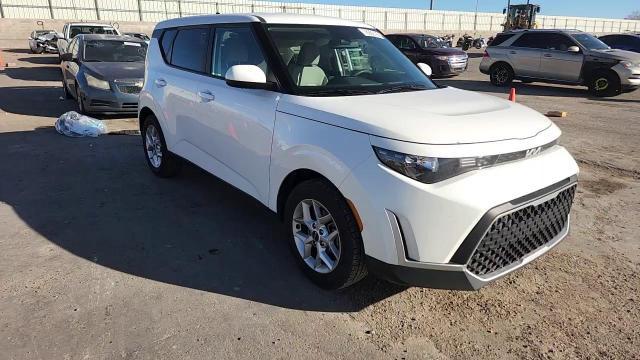 2023 Kia Soul Lx - zdjęcie 13