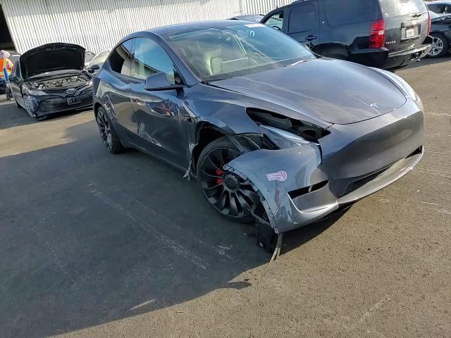 2023 Tesla Model Y - zdjęcie 13