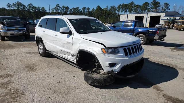 2016 Jeep Grand Cherokee Laredo - zdjęcie 14