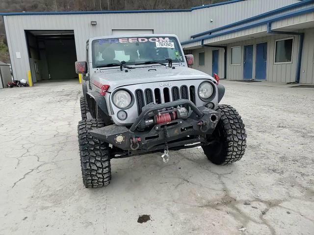 2014 Jeep Wrangler Sport - zdjęcie 13