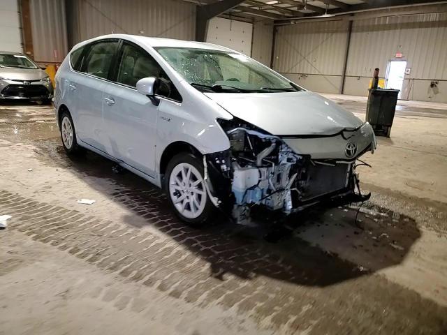 2013 Toyota Prius V Three - zdjęcie 13